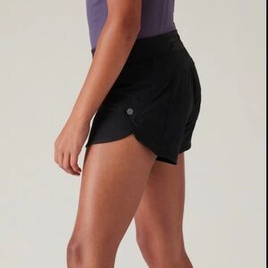 ATHLETA GIRL RUN THE WORLD 3" SHORT